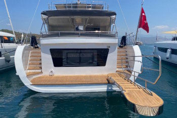 Türkische Yacht mit Stahlrumpf zu verkaufen